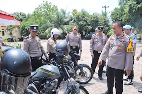 Kunjungan Ke Polsek, Wakapolres Tebing Tinggi Ingatkan Personel Untuk Bekerja Dengan Maksimal
